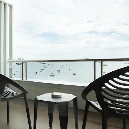 Baboona Beachfront Living Pattaya Eksteriør billede
