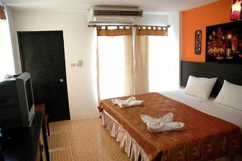Baboona Beachfront Living Pattaya Eksteriør billede