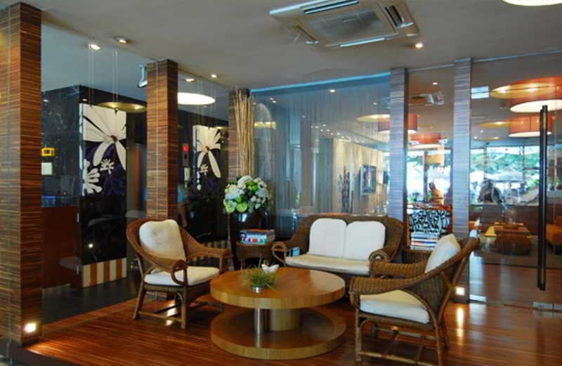 Baboona Beachfront Living Pattaya Eksteriør billede