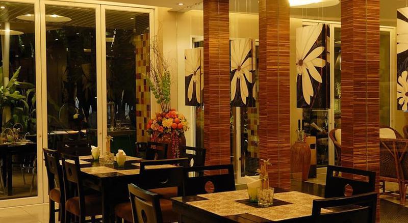 Baboona Beachfront Living Pattaya Eksteriør billede